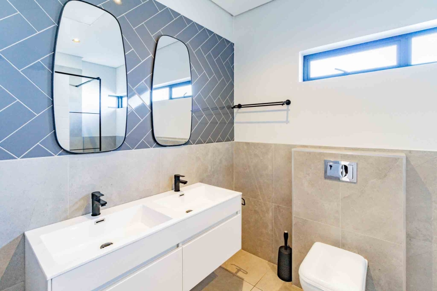 4 Bedroom Property for Sale in Sandown Western Cape